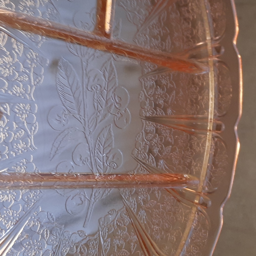 Pink depression glass divided platter - Picture 2 of 5